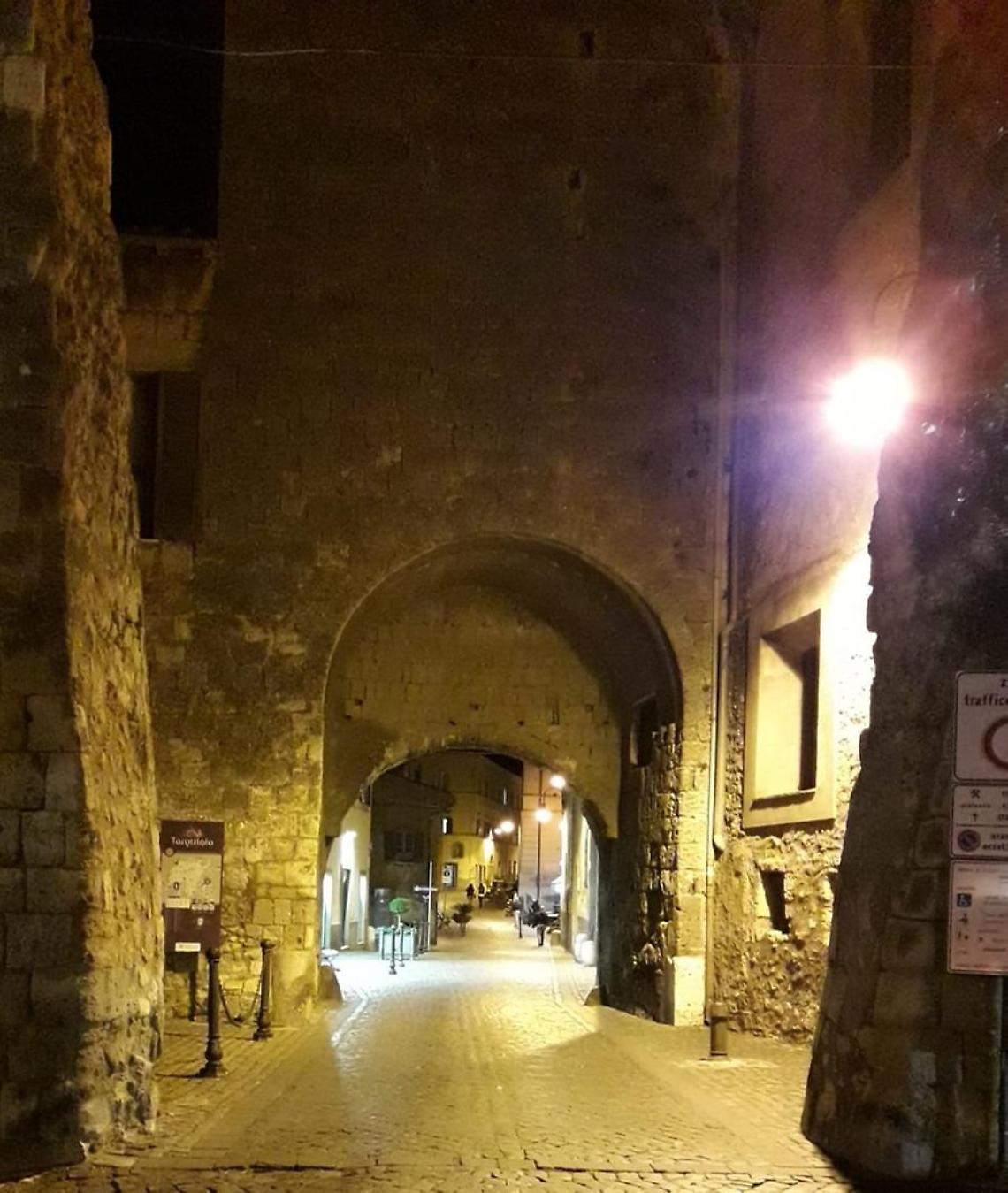 Gioventù Nazionale Tarquinia sostiene identità, comunità e commercio e lancia l’appello «A Natale compra locale»