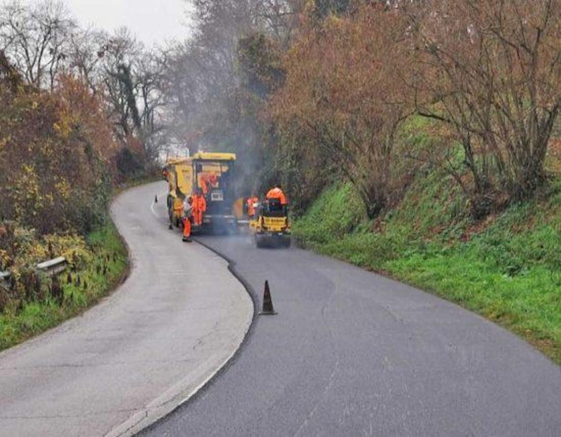 Partiti i lavori di asfaltatura sulla Valleranese