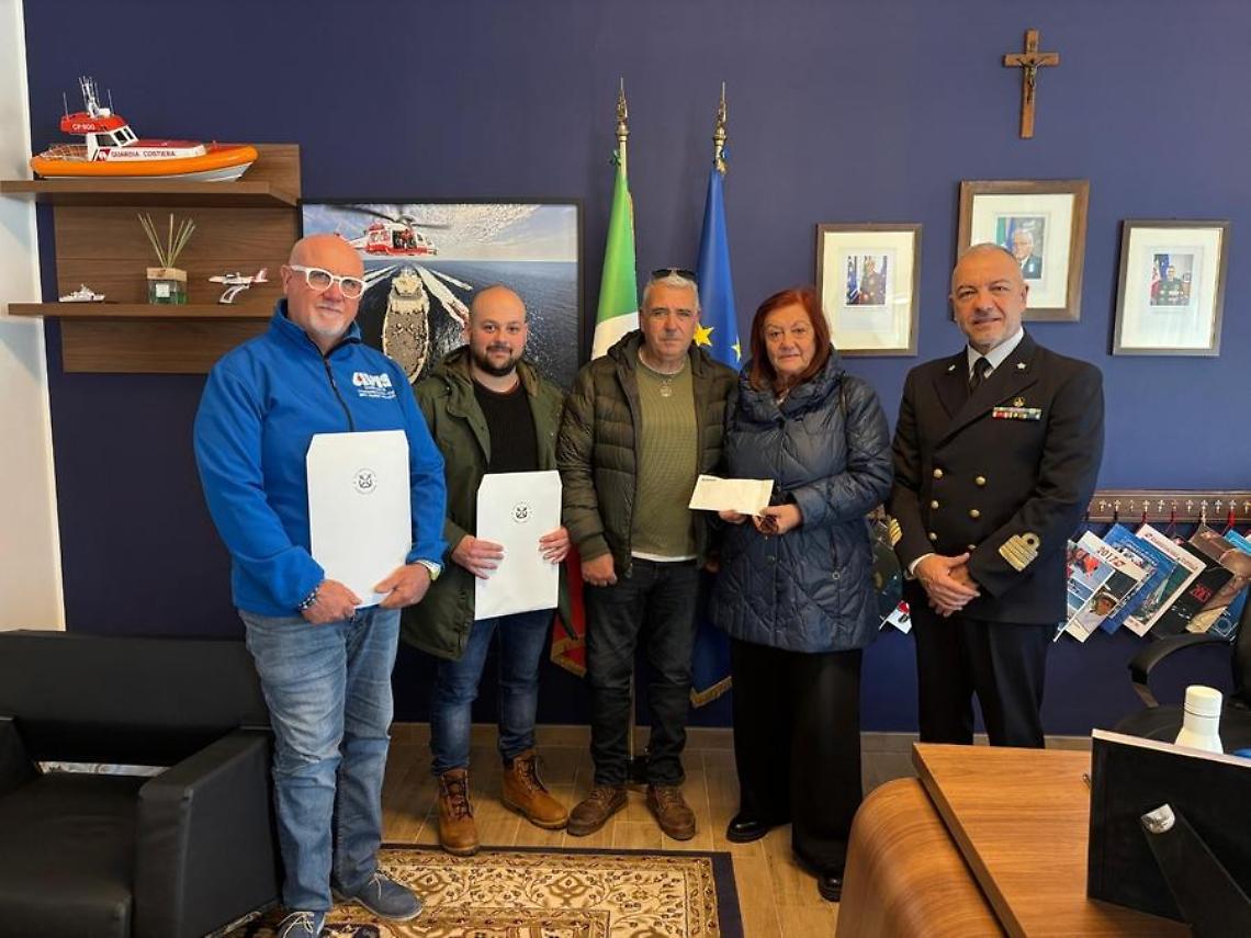 Old fishing club e Capitaneria di porto insieme per l&rsquo;Avis