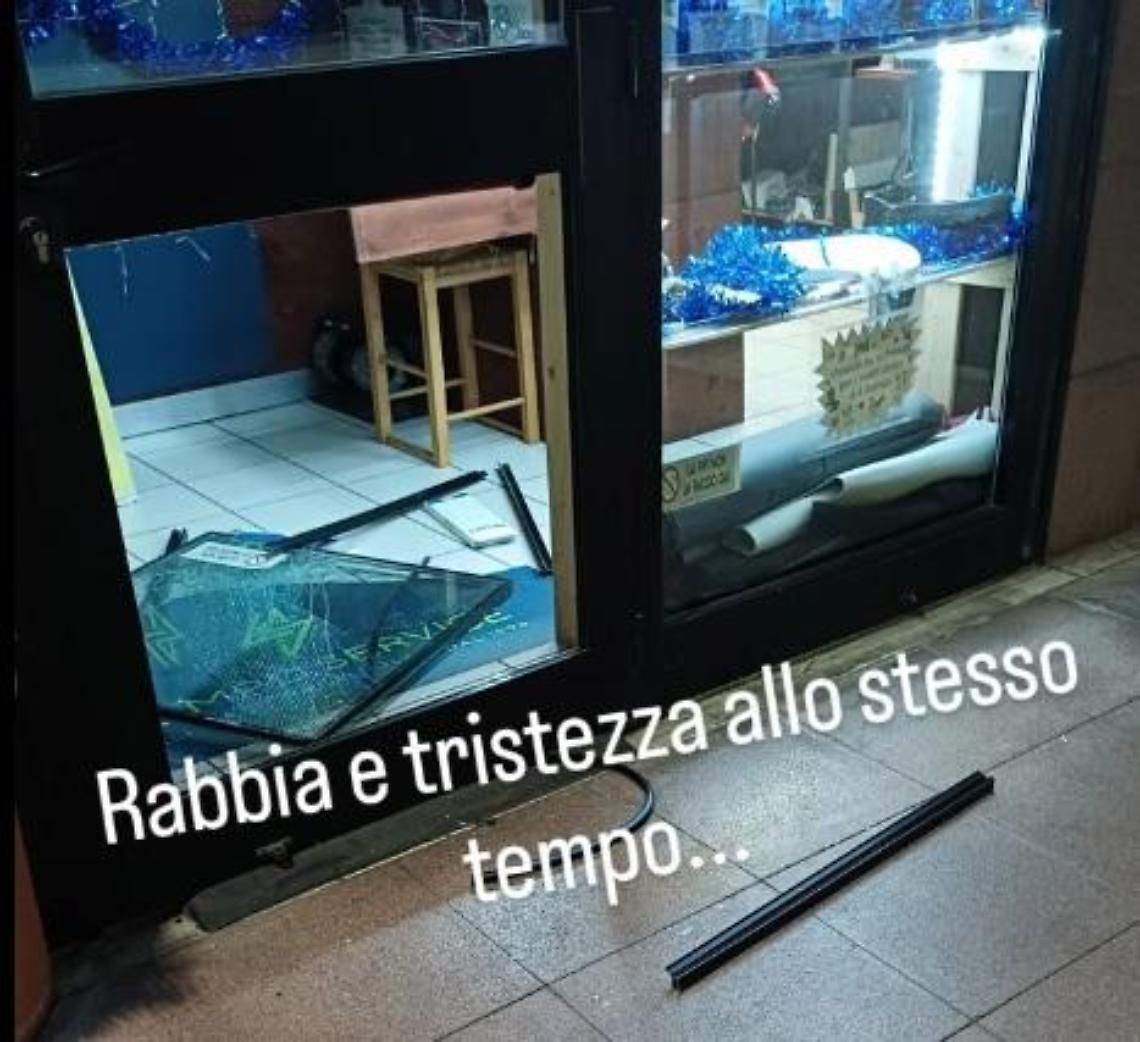 Colpo al calzolaio Lampo service