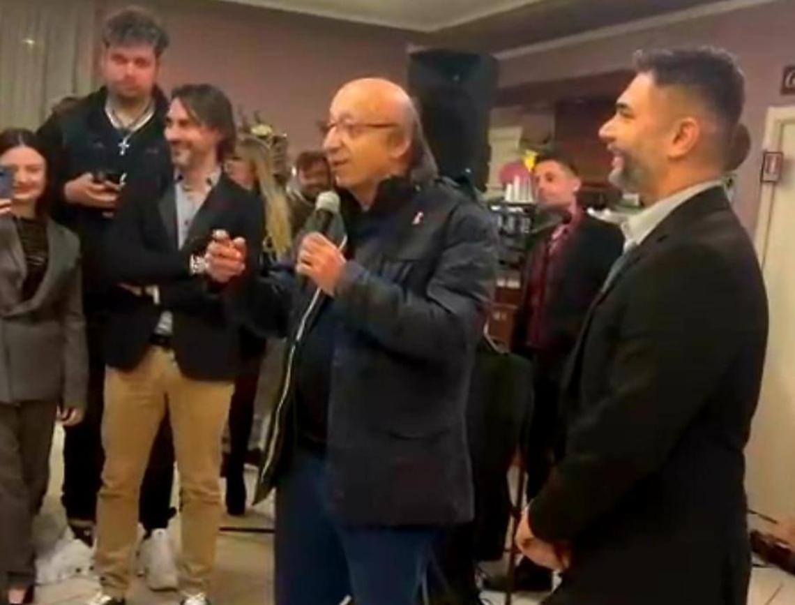 Moggi in citt&agrave; per fare gli auguri allo Juventus Club