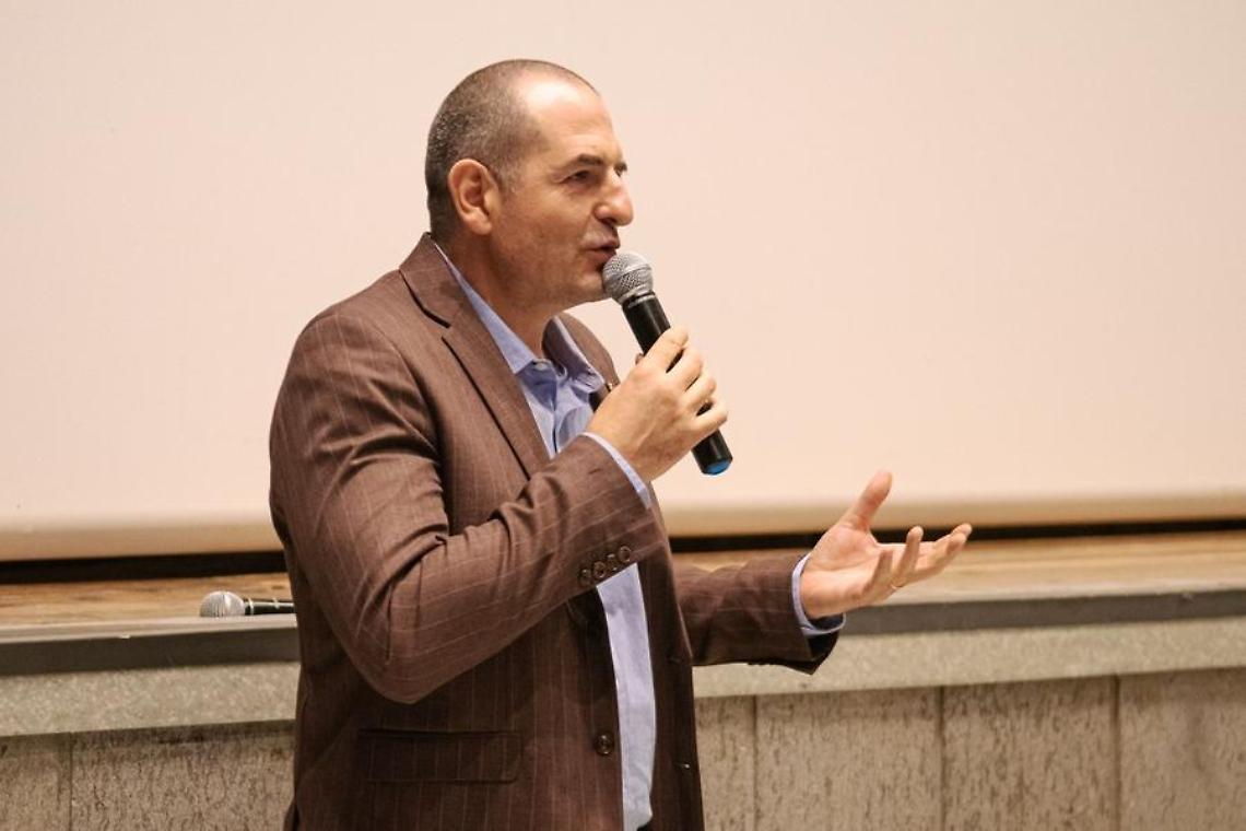 Pacifico: &laquo;Insulti a sfondo razzista non hanno nulla a che vedere con lo sport&raquo;