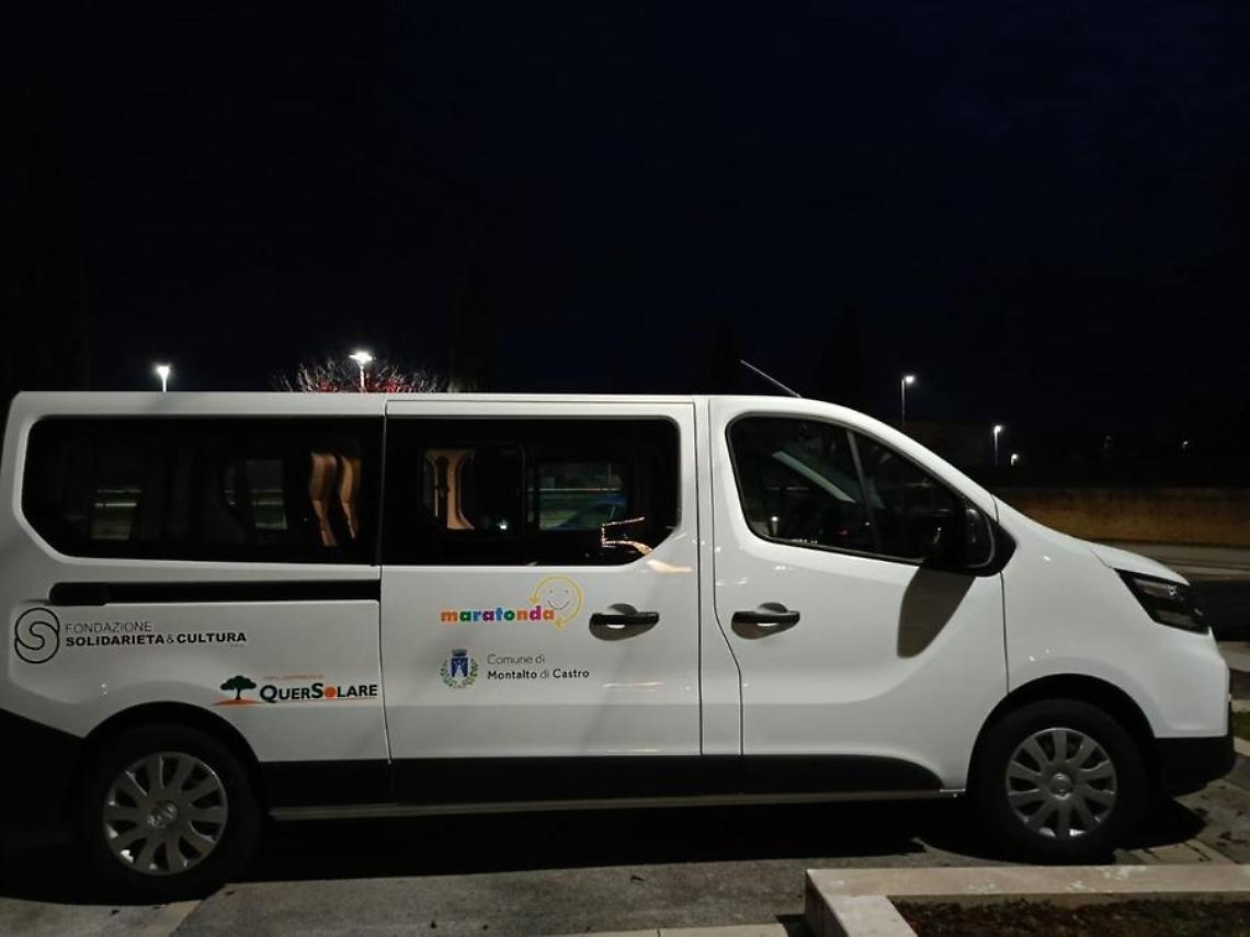 Un nuovo mezzo per i ragazzi disabili del centro Maratonda di Montalto di Castro