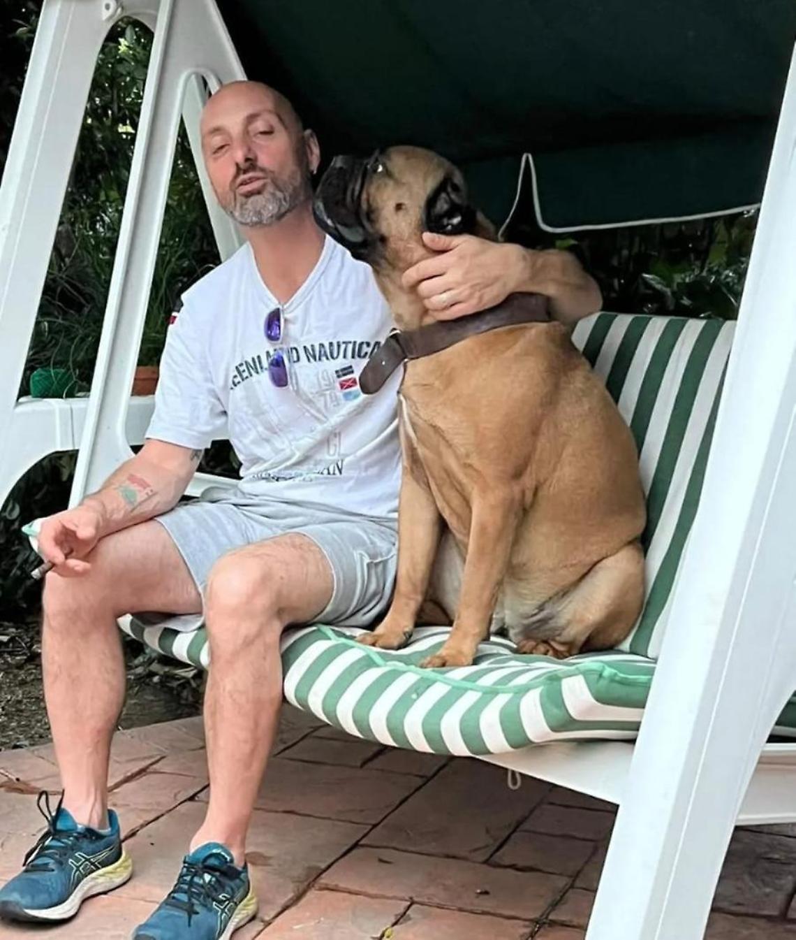 Morte di Giuliano Falcioni: una raccolta fondi per i suoi amati cani