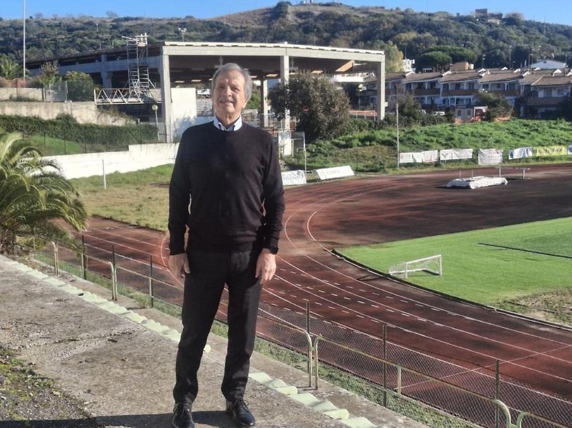 Piscina comunale Santa Marinella, Tidei lancia l&rsquo;allarme: &laquo;Un gioiello che rischia di rimanere incompiuto&raquo;