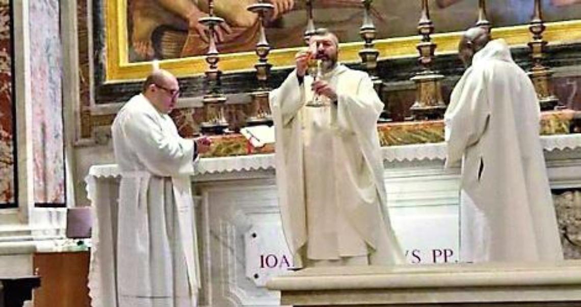 Allumiere in festa con don Roberto Fiorucci