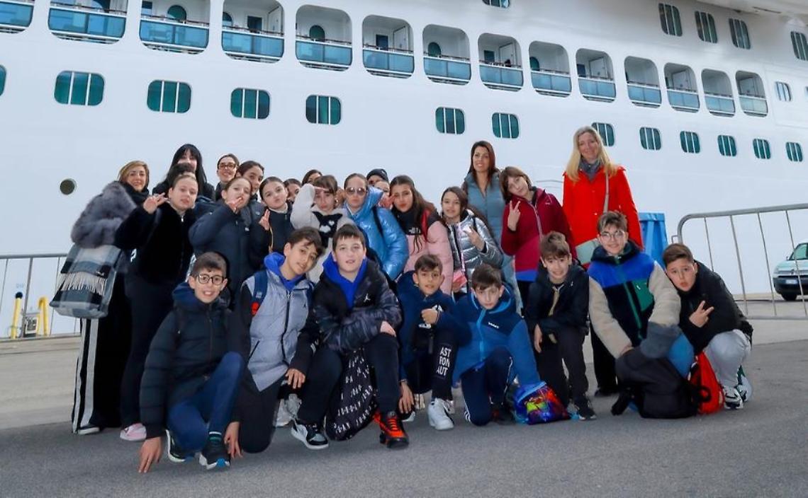 &lsquo;&rsquo;Joy of moving&rsquo;&rsquo;: ragazzi in visita su Costa Smeralda