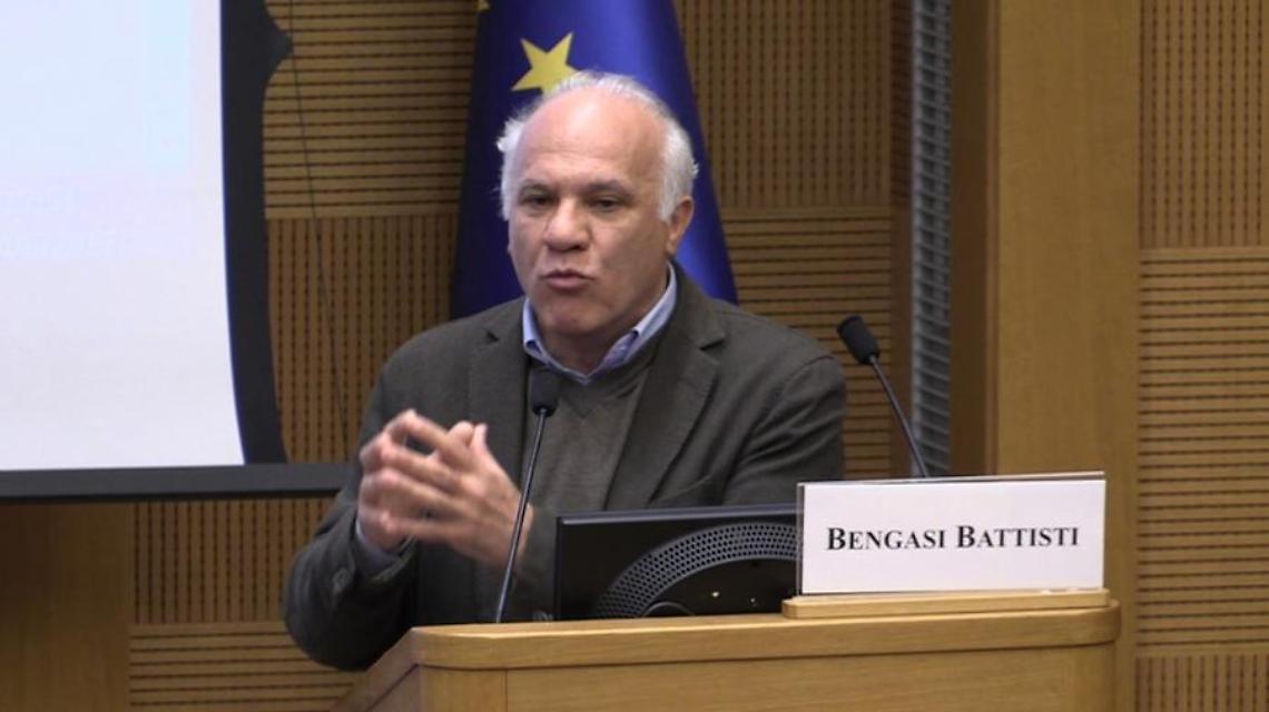 &laquo;Noccioleti, vietare il diserbo per salvare le falde&raquo;