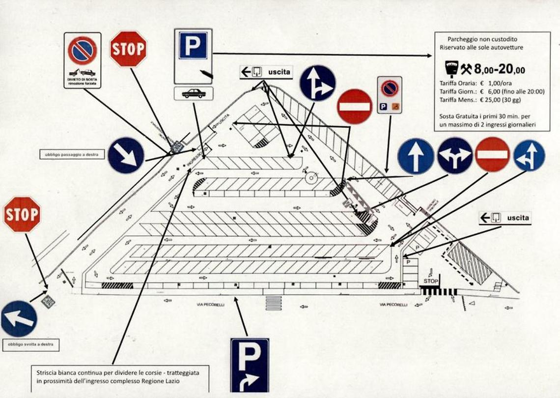 Parcheggio del tribunale, non si spengono le polemiche