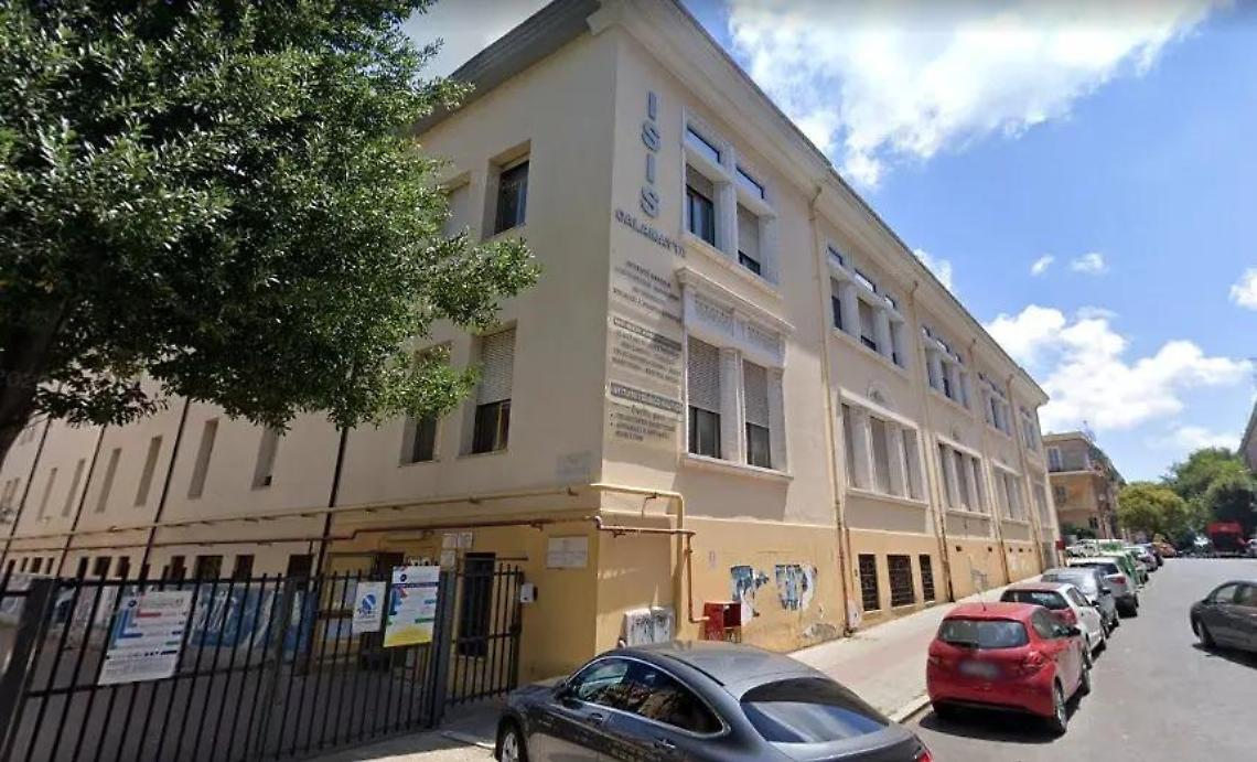 Educazione stradale, allo Stendhal Calamatta studenti a lezione con la Polizia