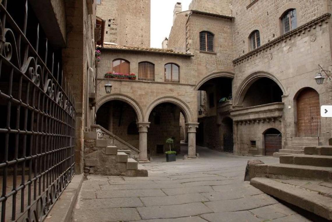 Viterbo protagonista su Vogue Italia come meta romantica per San Valentino