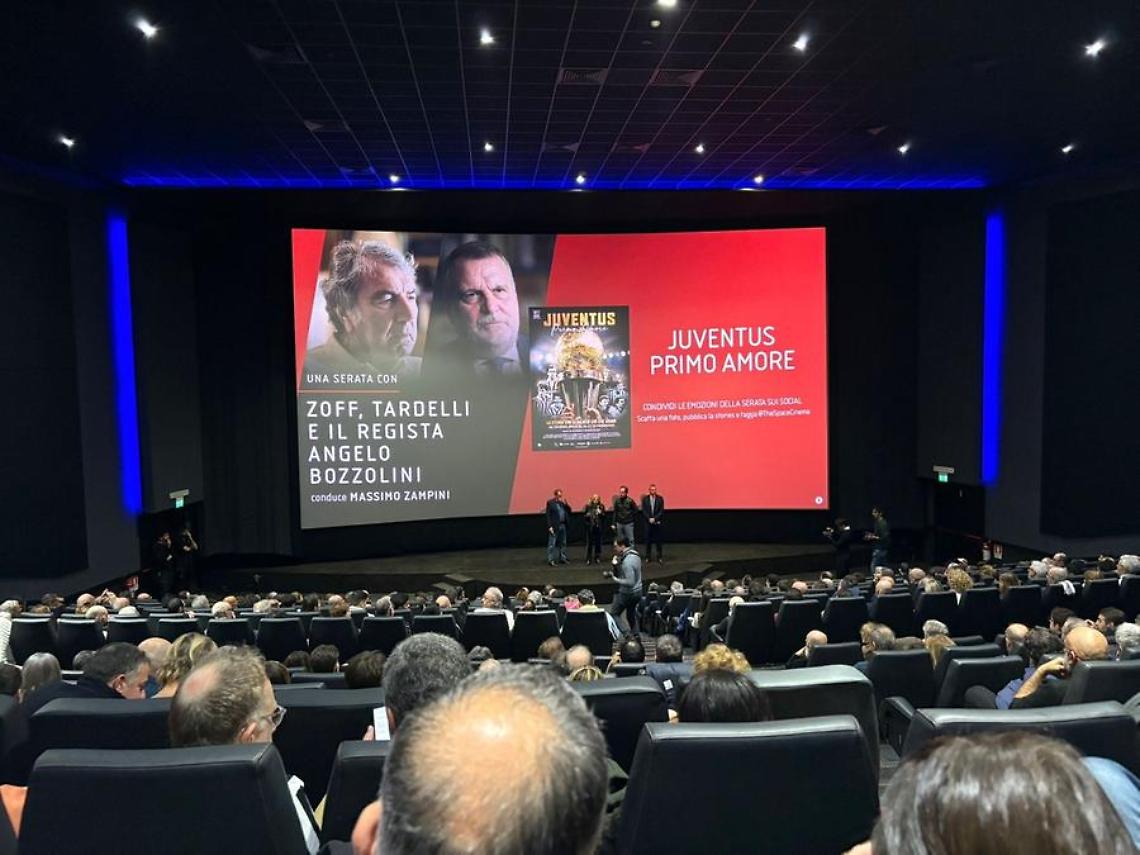 Il docu-film "Juventus, primo amore&rdquo; strapazza la concorrenza: secondo per incassi in Italia