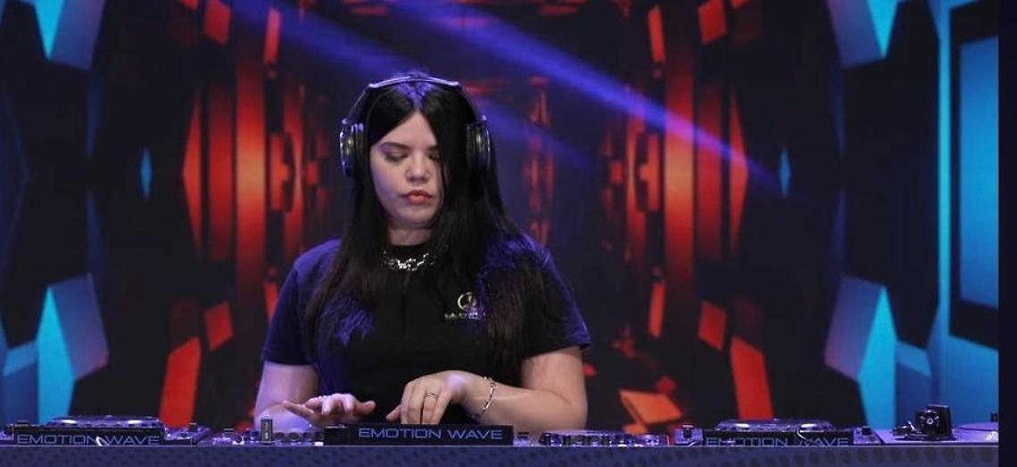 Valerie DJ a Casa Sanremo: anima, energia e grande successo