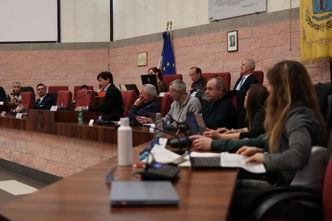 Consorzio industriale, via libera del Consiglio: Civitavecchia aderisce