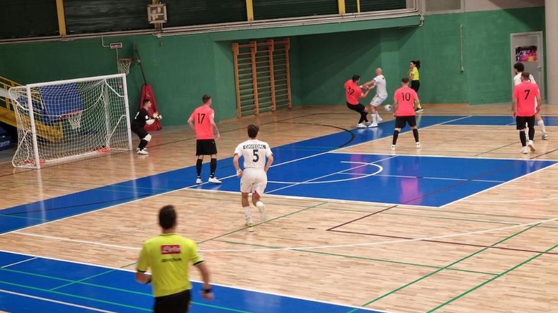 Taxi Futsal a gran velocit&agrave;: espugnata Cagliari