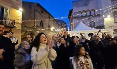 Viterbo: luci e mercatino rivitalizzano il centro