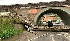 Ancora treni cancellati dopo il crollo del ponte