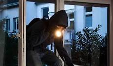 Colpo in villa a San Martino al Cimino