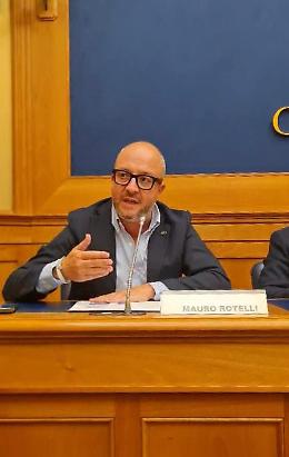 «Sostegno concreto alla ceramica»