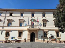 Uso dell&rsquo;aula consiliare: scontro politico a Tolfa