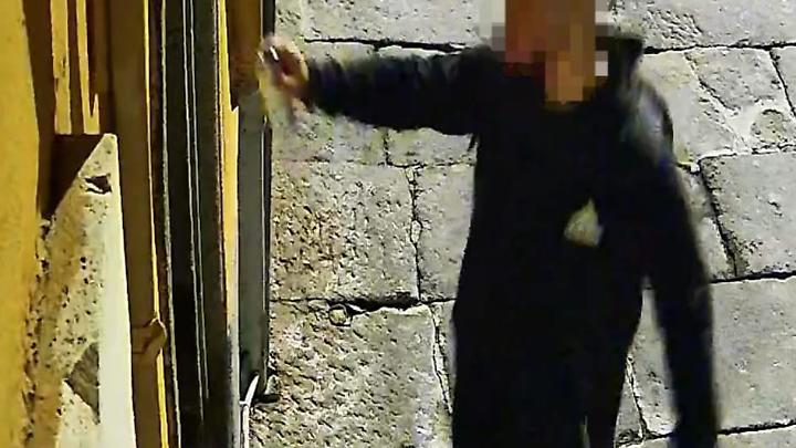 Scritte sataniche a San Faustino, il 34enne denunciato