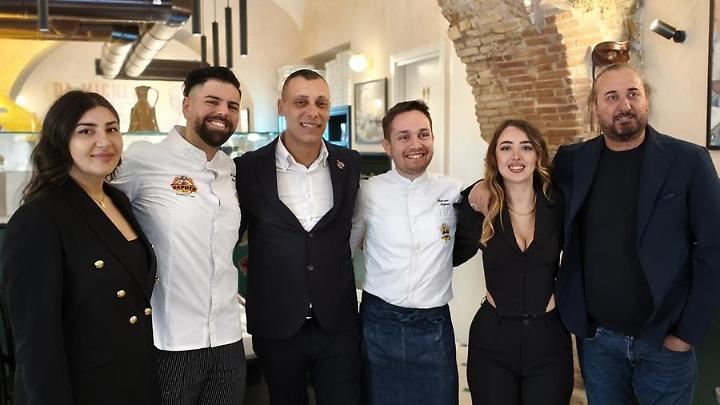 L’Antica pizzeria da Michele sbarca a Civitavecchia