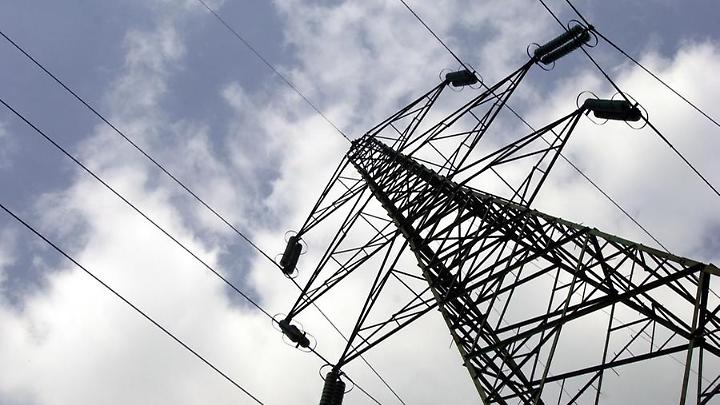 Blackout a ripetizione, sindacati contro Enel: «Rete elettrica al collasso, situazione pericolosa per il Paese»