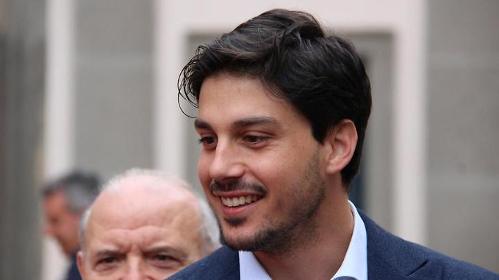 «Una storia completamente inventata»