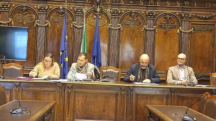 Bollette per 70mila euro, Comune insolvente