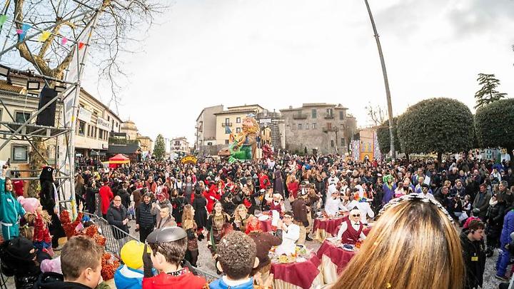 Niente carri allegorici, salta il Carnevale 2026