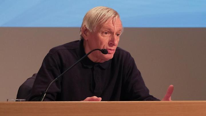 &laquo;Un evento di grande valore&raquo;. Don Ciotti incontra gli studenti