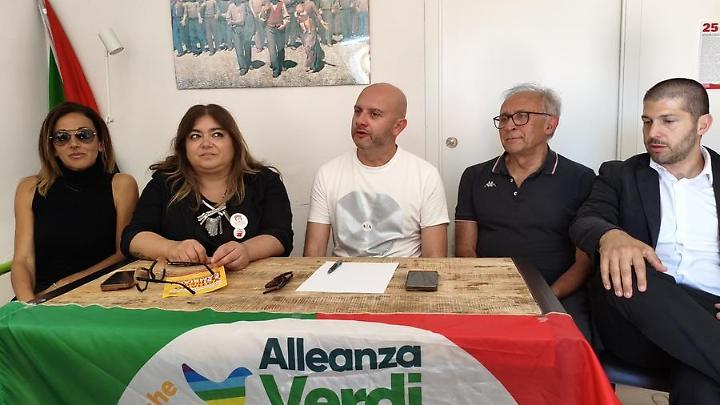 Avs: &laquo;Saremo vigili e senza sconti&raquo;