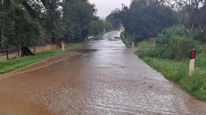 Pioggia e vento forte, blackout in centro