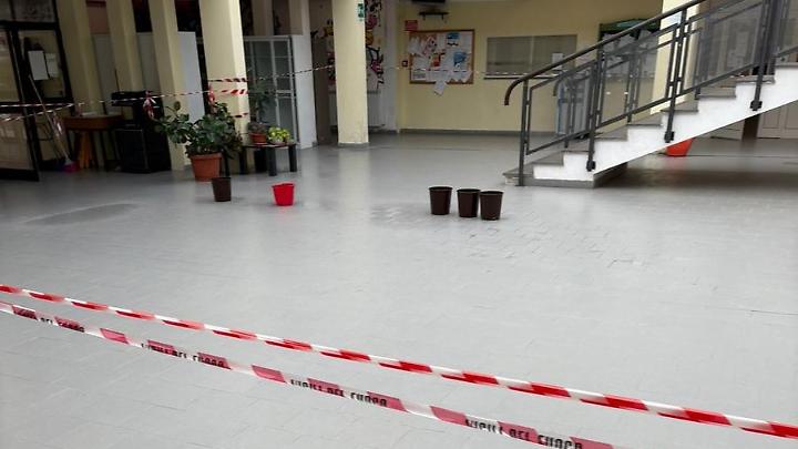 Emergenze a catena nelle scuole: Futuro Indipendente fa appello agli studenti