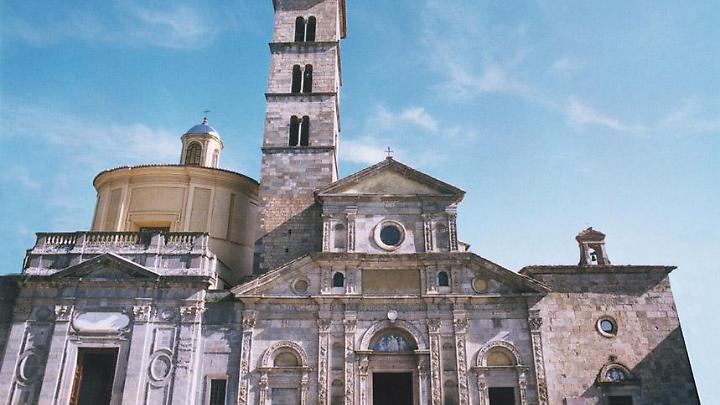 Pioggia di fondi per la basilica di Santa Cristina
