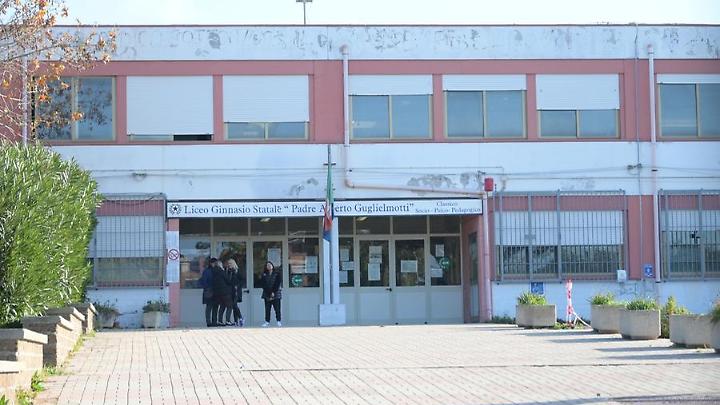 Guglielmotti, Avs: &laquo;Valutare una deroga per garantire il diritto allo studio&raquo;