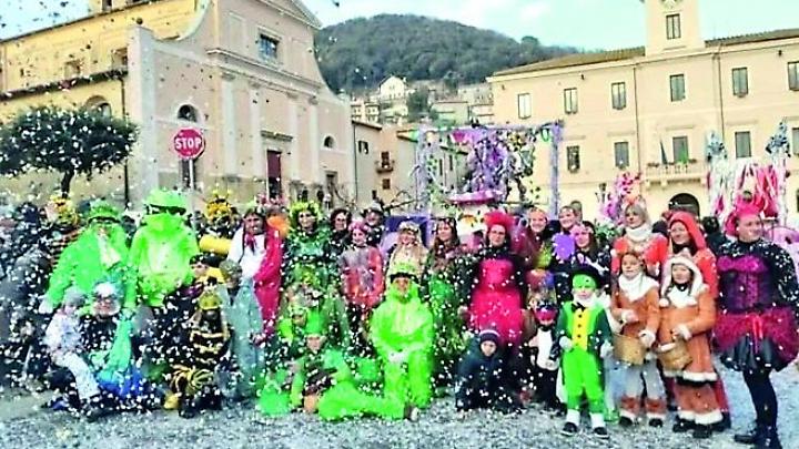 Carnevale, torna la grande sfilata dei carri allegorici