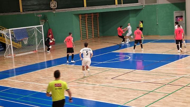 Taxi Futsal a gran velocit&agrave;: espugnata Cagliari