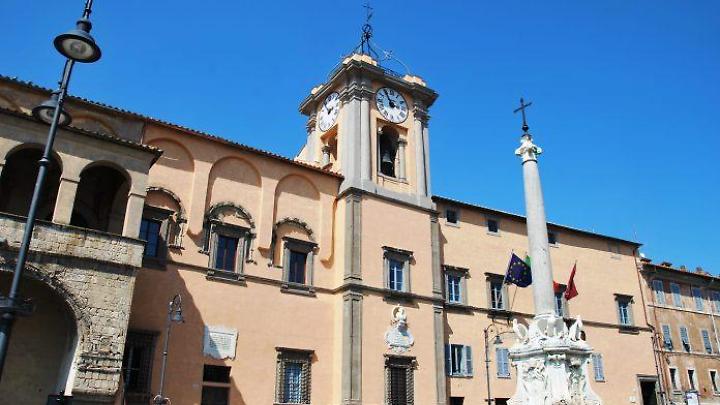 Salario minimo negli appalti al Comune di Tarquinia, approvata la mozione