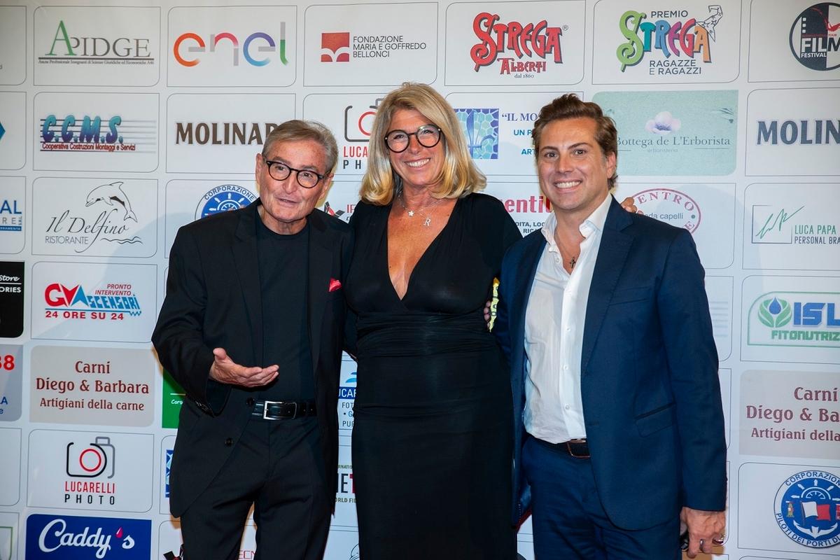 da sin il presidente Piero Pacchiarotti Roberta Beta e Vincenzo Bocciarelli.jpg