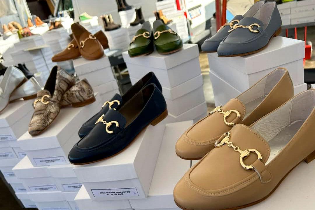 ambulanti_scarpe.jpg
