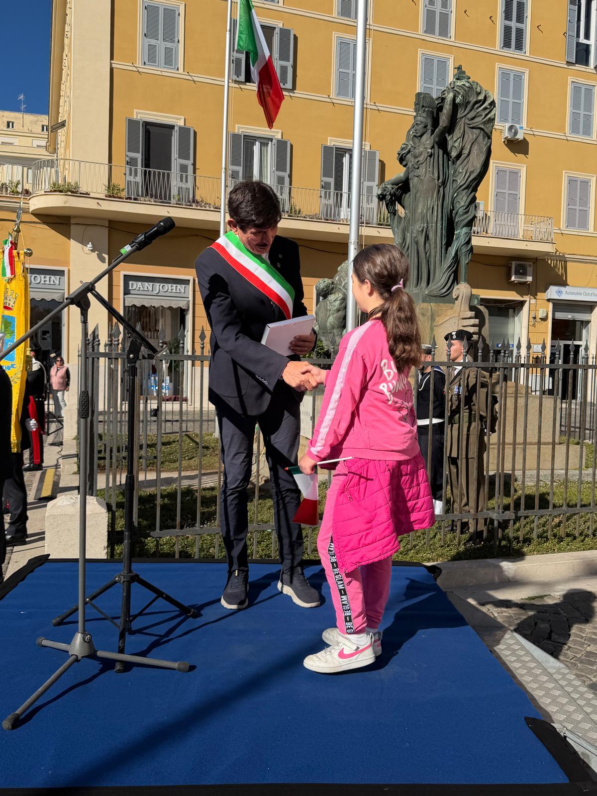 Forze Armate scuola Piendibene.jpg