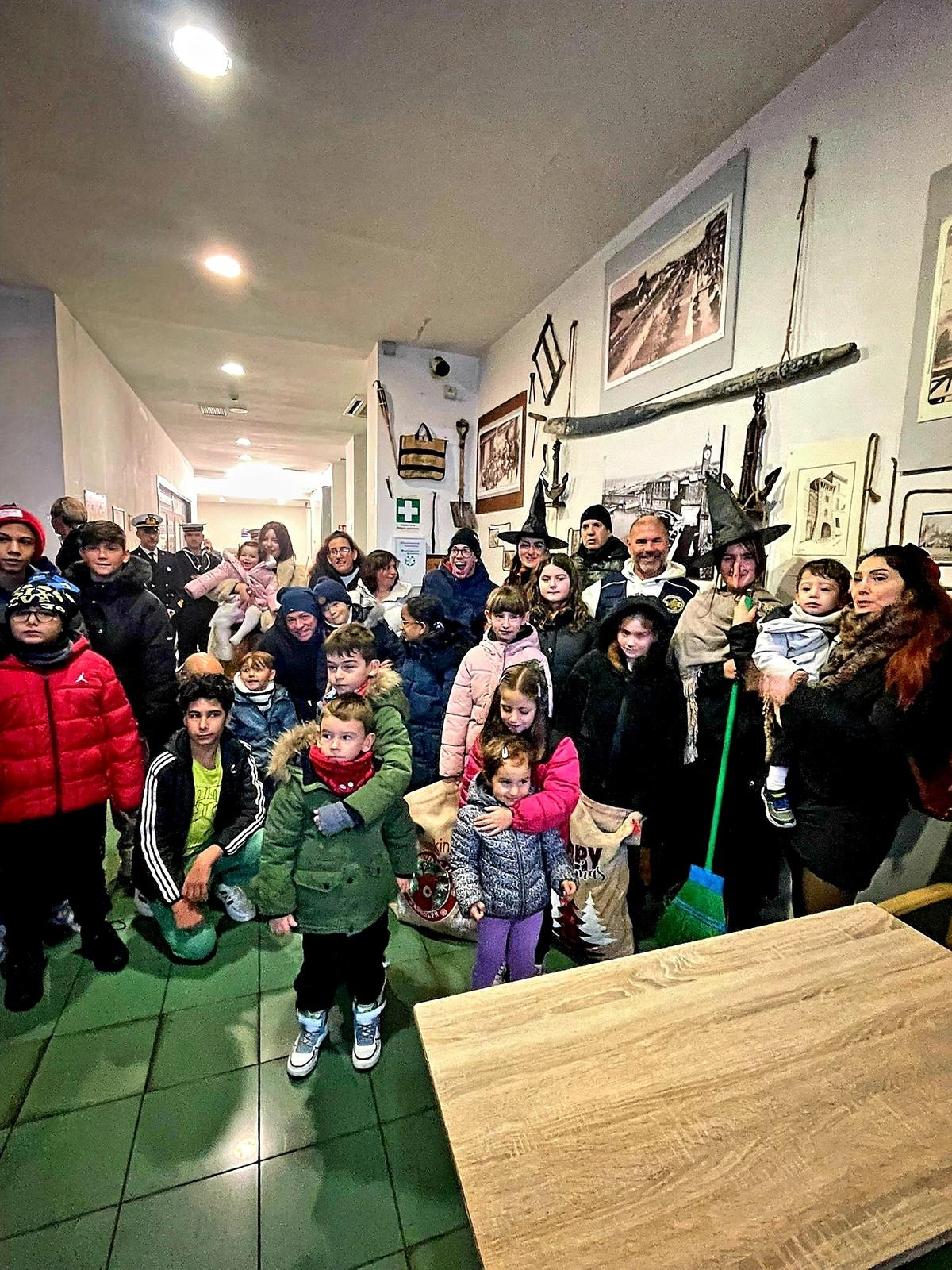 Befana solidarietà2.jpg